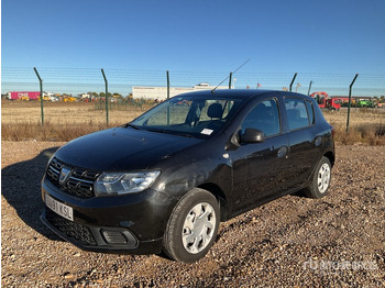 Bil DACIA