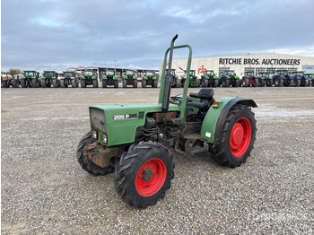 Traktor FENDT
