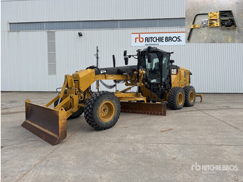 Grader CATERPILLAR 120