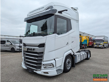 : billede i headeren