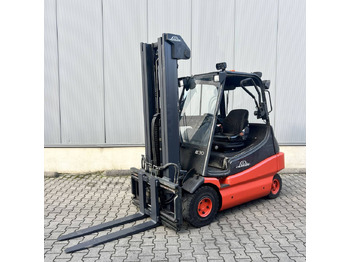 El gaffeltruck LINDE E