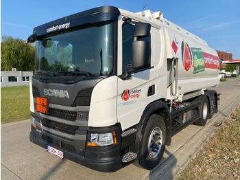 Tankbil SCANIA P 410