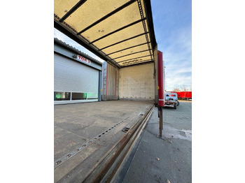 : billede i headeren