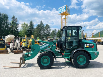 Gummihjulslæsser CATERPILLAR 908M