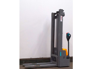 : billede i headeren