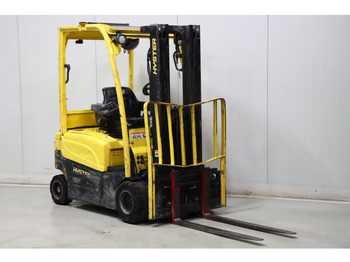 El gaffeltruck HYSTER