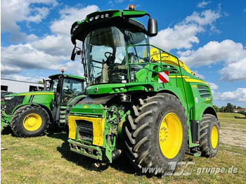 Traktor JOHN DEERE 8300