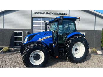 Traktor NEW HOLLAND T6