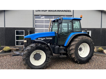 Traktor NEW HOLLAND TM