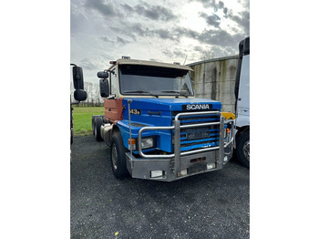 Trækker SCANIA 143 450