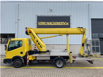 Lastbil med mandskabslift RUTHMANN