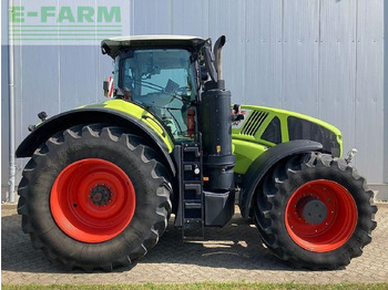 Traktor CLAAS Axion 930