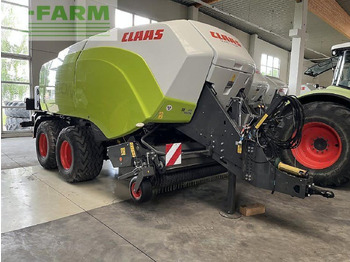 Firkant ballepresse CLAAS