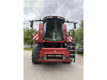 Mejetærsker CASE IH Axial-Flow