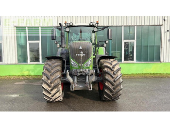 Traktor FENDT 828 Vario