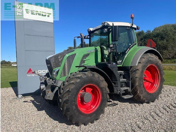 Traktor FENDT 828 Vario