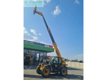 Teleskop truck JCB