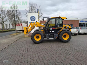 Teleskop truck JCB