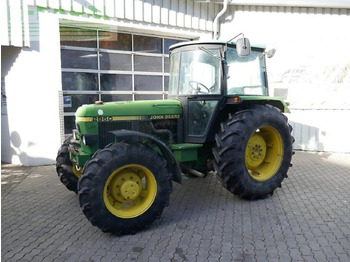 Traktor JOHN DEERE 2850