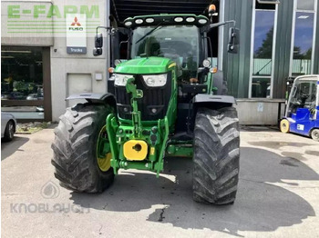 Traktor JOHN DEERE 6215R