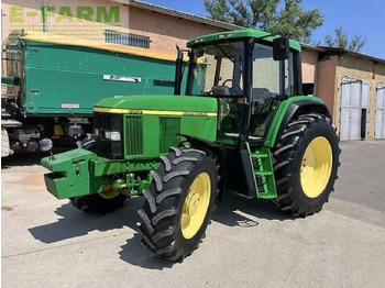 Traktor JOHN DEERE 6910