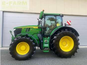 Traktor JOHN DEERE 6R 215