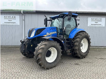 Traktor NEW HOLLAND T7.230