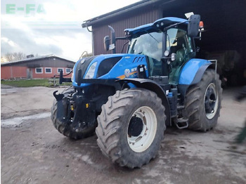 Traktor NEW HOLLAND T7.230