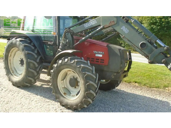 Traktor VALTRA 6550