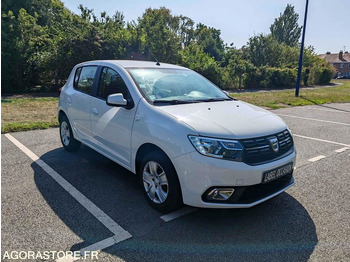 Bil DACIA