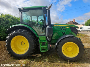 Traktor JOHN DEERE 6110R