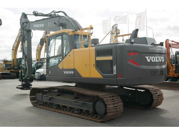 Bæltegravemaskine VOLVO EC220E