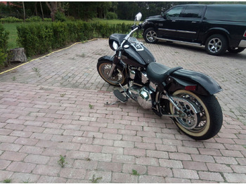 Motorcykel HARLEY-DAVIDSON