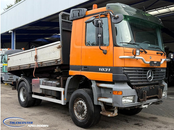 Tipvogn lastbil MERCEDES-BENZ Actros 1831