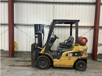 Gas gaffeltruck CATERPILLAR GP