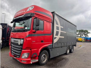 Lastbil med presenning DAF XF 480