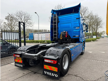 Trækker Volvo FM 370 4X2 EURO 6 SKIRTS SPOILERS I-SHIFT: billede 4