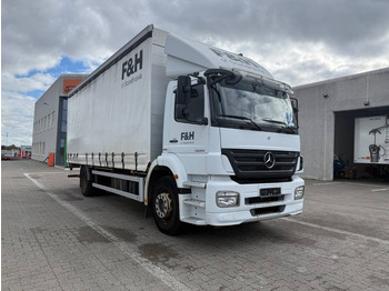 Lastbil med presenning MERCEDES-BENZ
