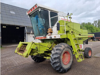 Mejetærsker CLAAS Dominator