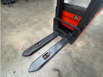 Gaffeltruck 04/2012 SERVICE +UVV 10/2026 LINDE L14AP 1.400KG PALLET TRUCK ANT 2.364 HOURS: billede 4 Gaffeltruck 04/2012 SERVICE +UVV 10/2026 LINDE L14AP 1.400KG PALLET TRUCK ANT 2.364 HOURS: billede 4