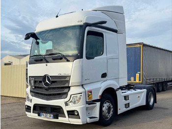 Lastbil MERCEDES-BENZ Actros 1845