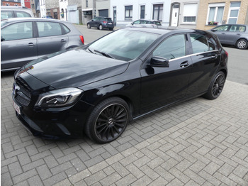 Bil MERCEDES-BENZ