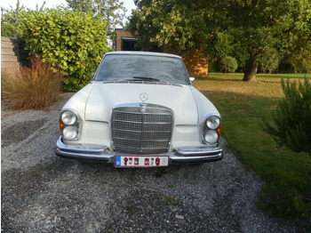 Bil MERCEDES-BENZ