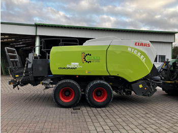 Firkant ballepresse CLAAS