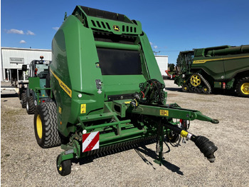 Rundballepresse JOHN DEERE