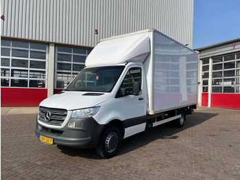 Varebil med kasse MERCEDES-BENZ Sprinter 516