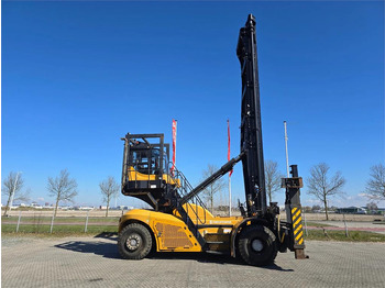 Gaffeltruck til containerhåndtering