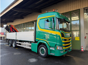 Lastbil med kran SCANIA R 500