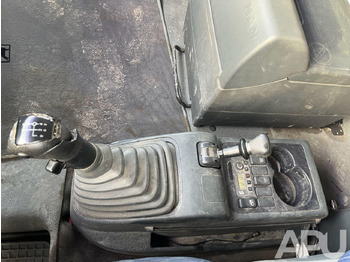 Lastbil med lad, Lastbil med kran MAN TGA 26.480: billede 2 Lastbil med lad, Lastbil med kran MAN TGA 26.480: billede 2