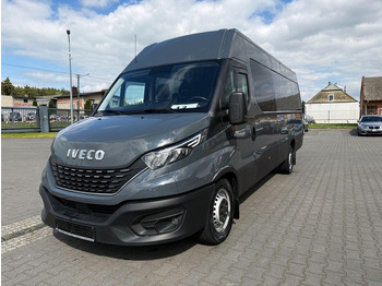 Varebil med kasse IVECO Daily 35s18